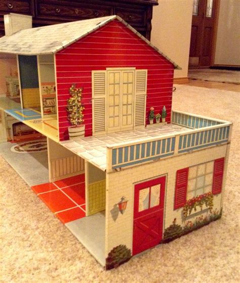 Metal Vintage Dollhouses & Room Boxes for sale 